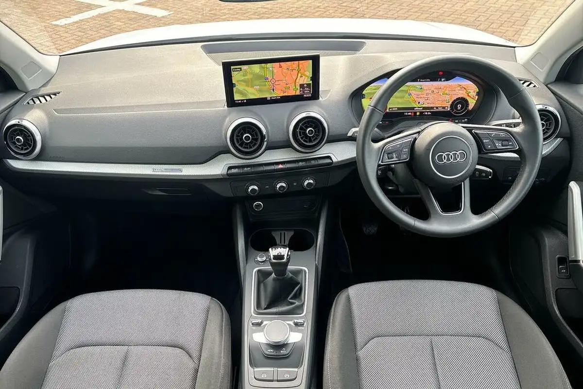 2023-audi-q2-10-30-tfsi-sport-big-30