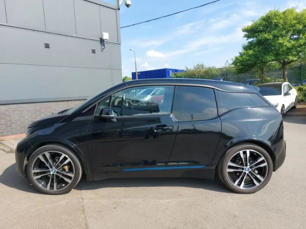 2022-bmw-i3-e-120-ah-s-big-3