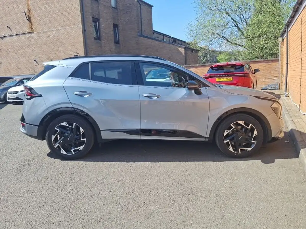 2023-kia-sportage-16-t-gdi-gt-line-148bhp-big-3