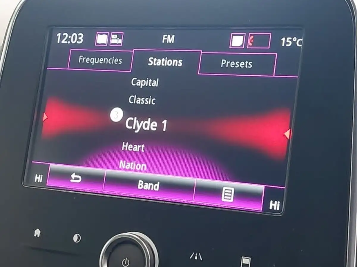 2019-renault-scenic-13-tce-iconic-big-14