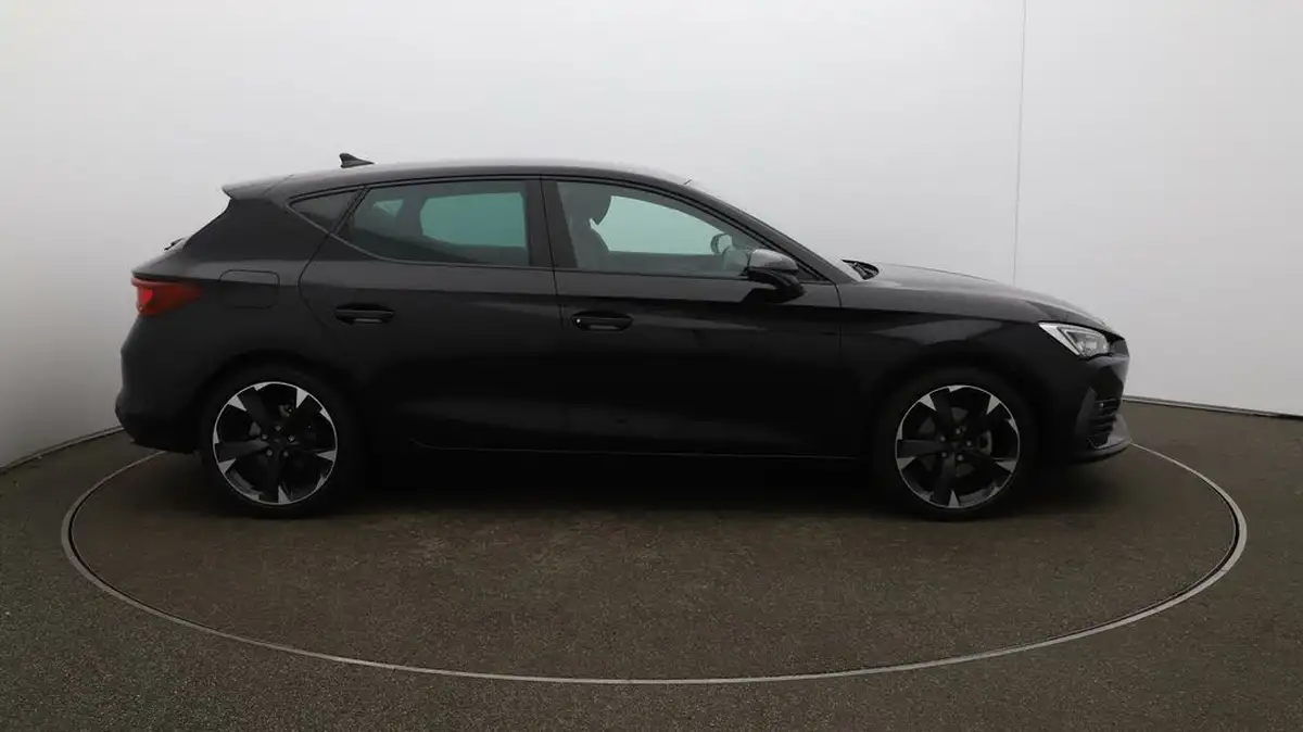 2023-cupra-leon-nf-15-etsi-v1-hatchback-big-40