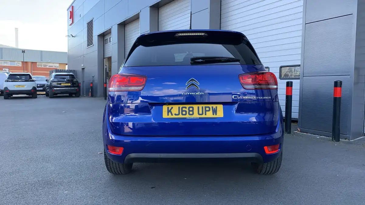 2019-citroen-c4-spacetourer-15bluehdi-flair-big-8