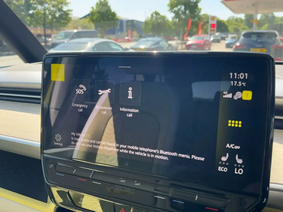 2023-volkswagen-idbuzz-e-style-standard-big-52