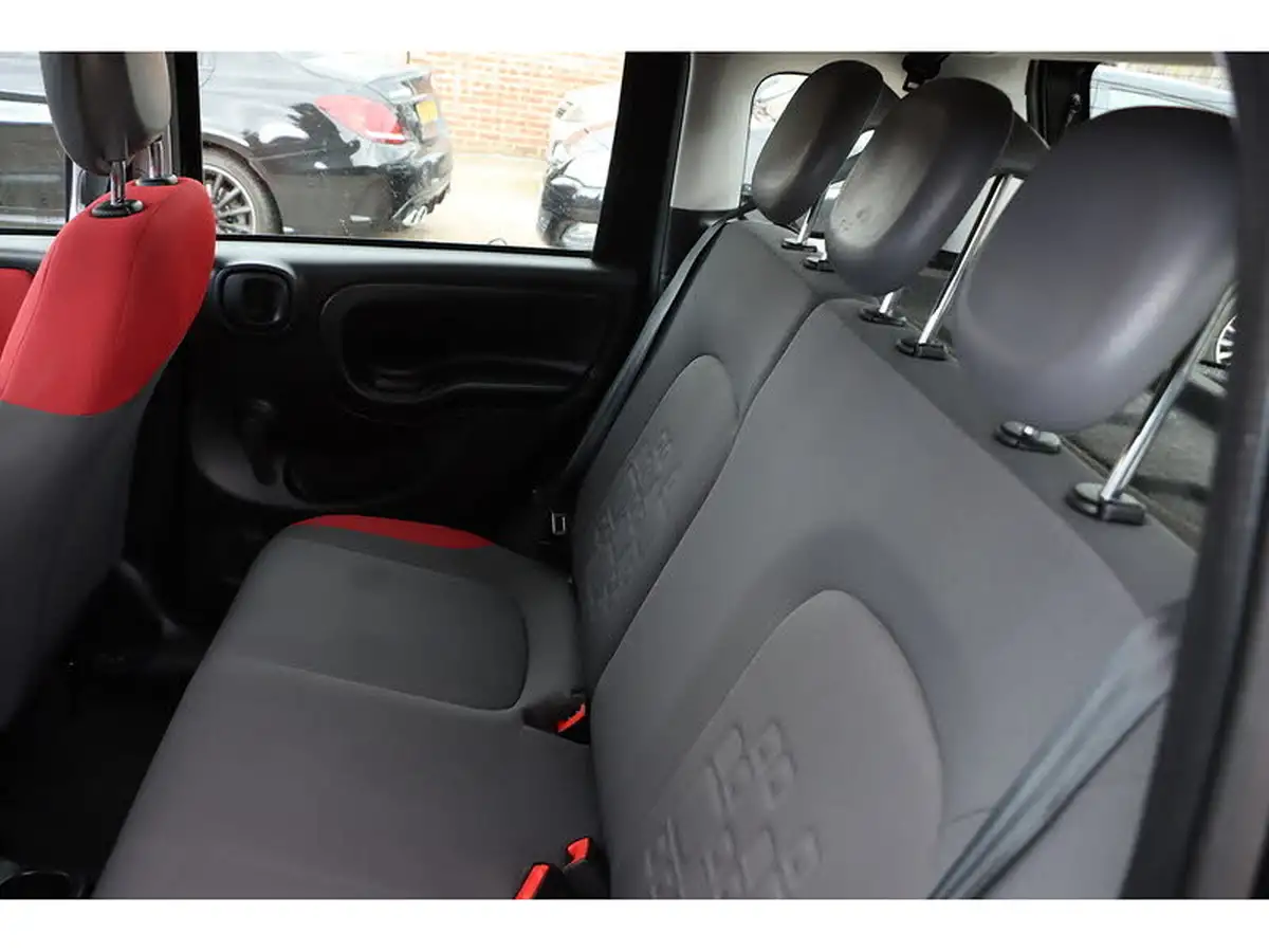2015-fiat-panda-12-easy-big-31