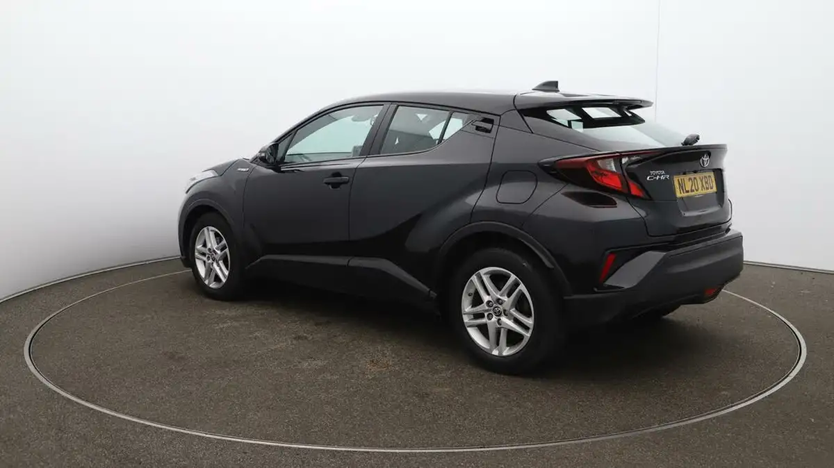 2020-toyota-c-hr-18-vvt-i-icon-parking-pack-big-56