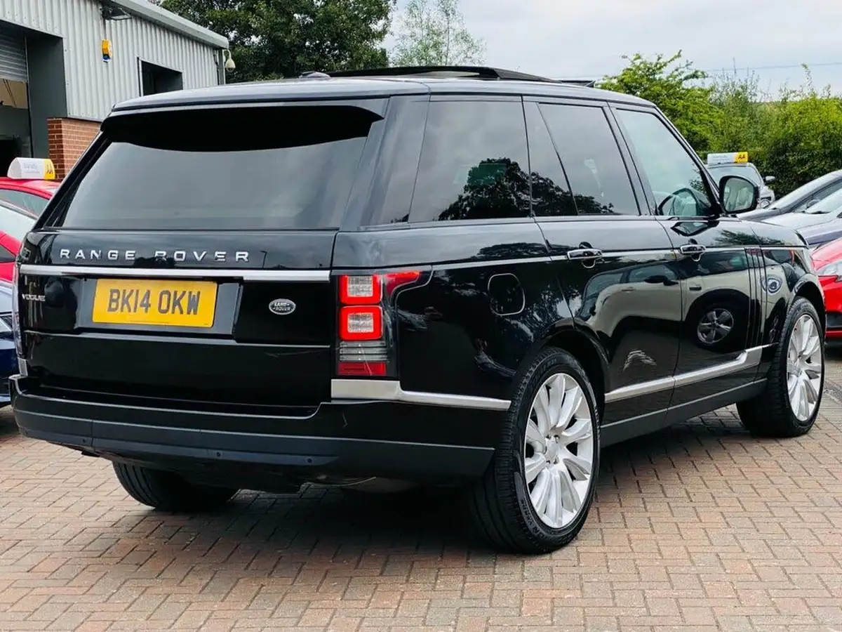 2014-land-rover-range-rover-30tdv6-vogue-se-big-23