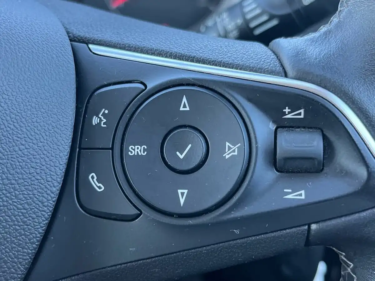 2020-vauxhall-crossland-x-12i-griffin-big-21