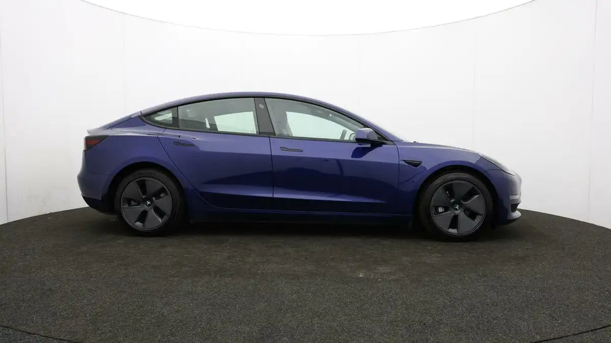 2021-tesla-model-3-e-long-range-awd-big-41