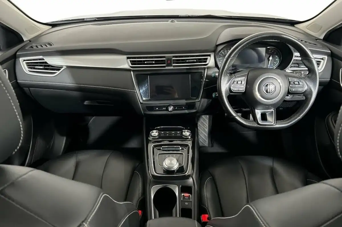 2021-mg-mg5-e-exclusive-ev-long-range-big-11