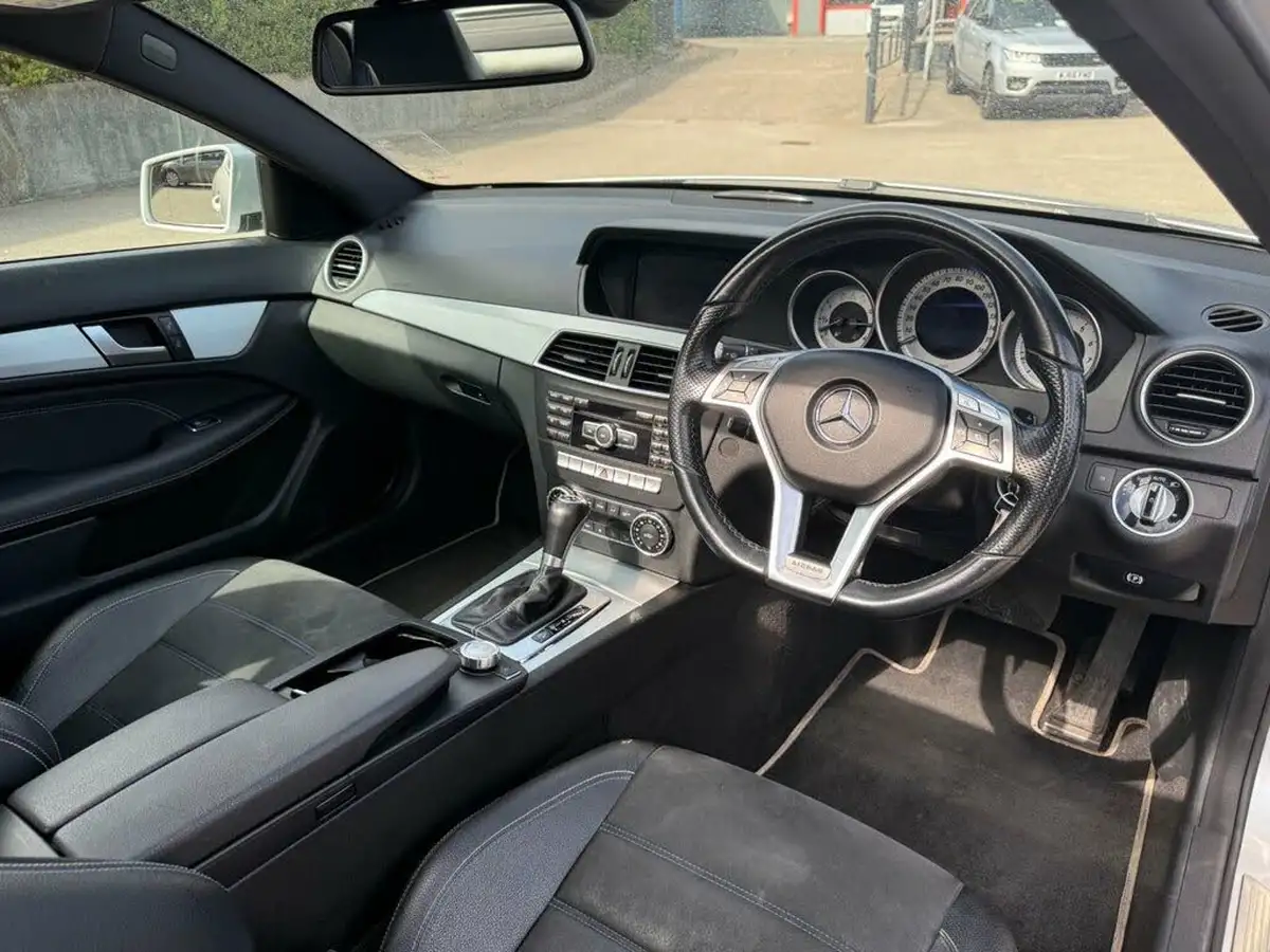 2014-mercedes-benz-c-class-16-c180-amg-sport-edition-premium-plus-7g-tronic-plus-big-17