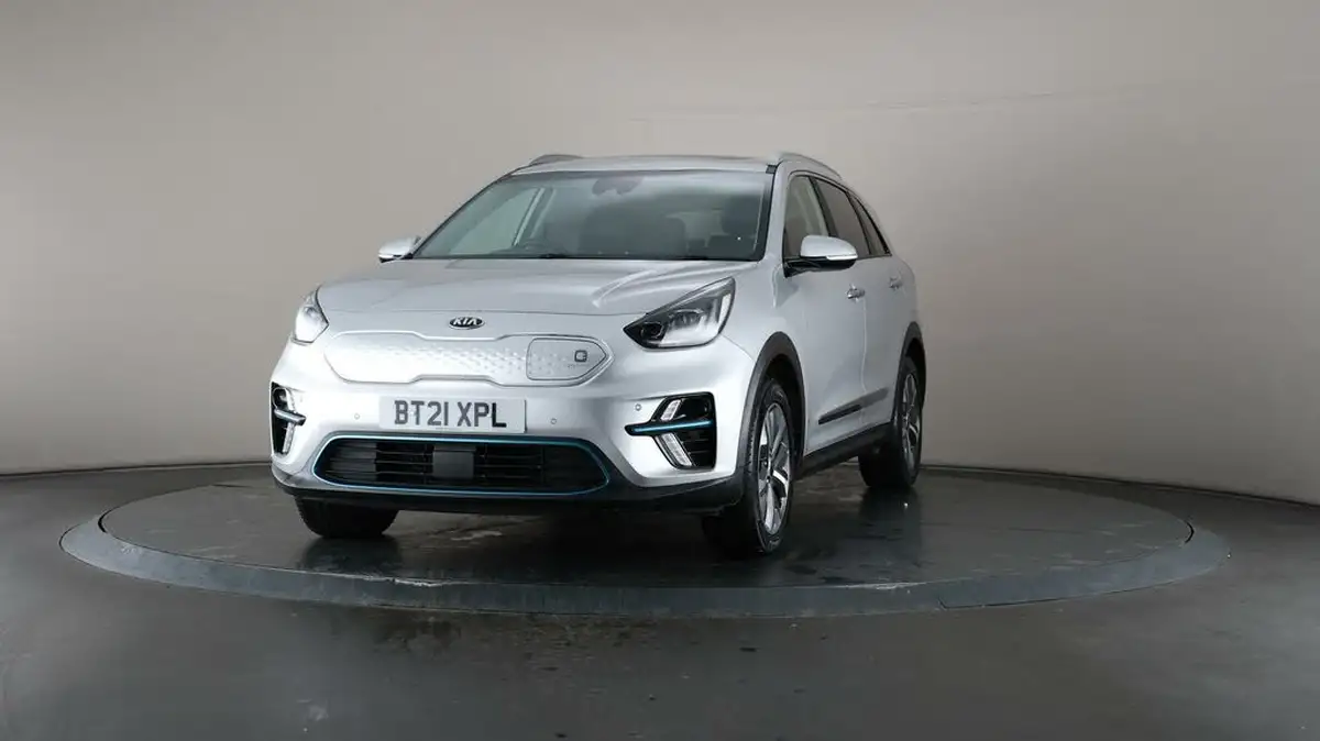 2021-kia-e-niro-ev-4-big-48