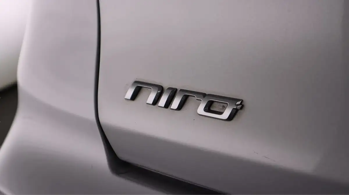 2021-kia-e-niro-ev-4-big-20