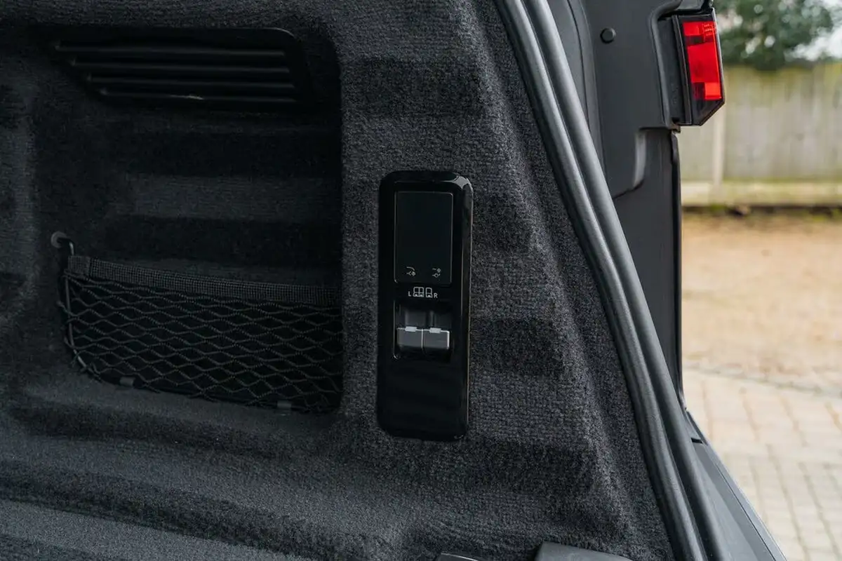 2023-land-rover-range-rover-sport-30-d300-dynamic-se-big-16