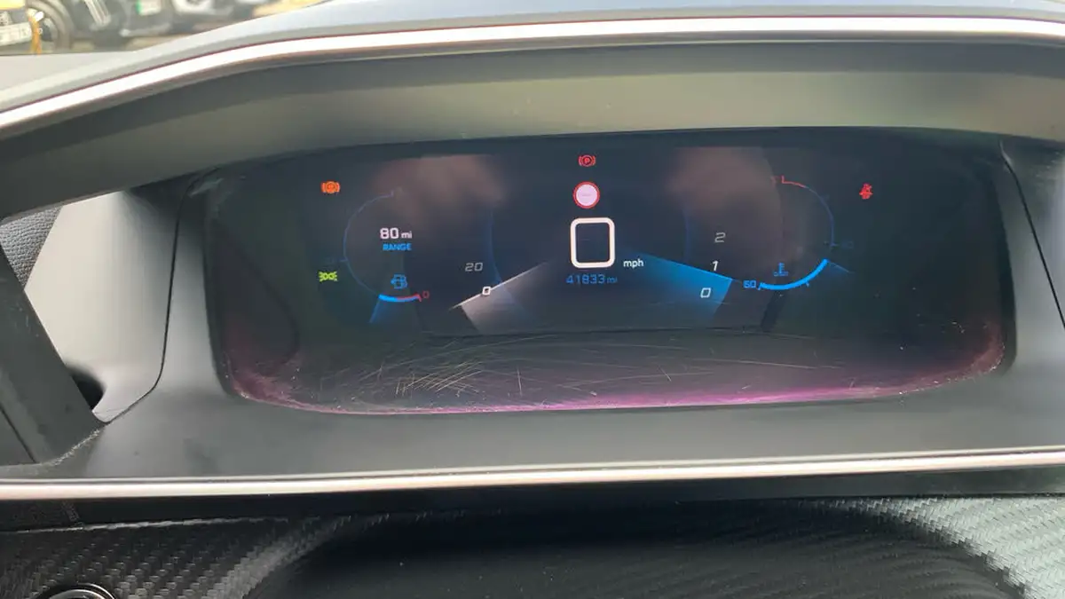 2021-peugeot-208-12-puretech-allure-premium-100bhp-big-12