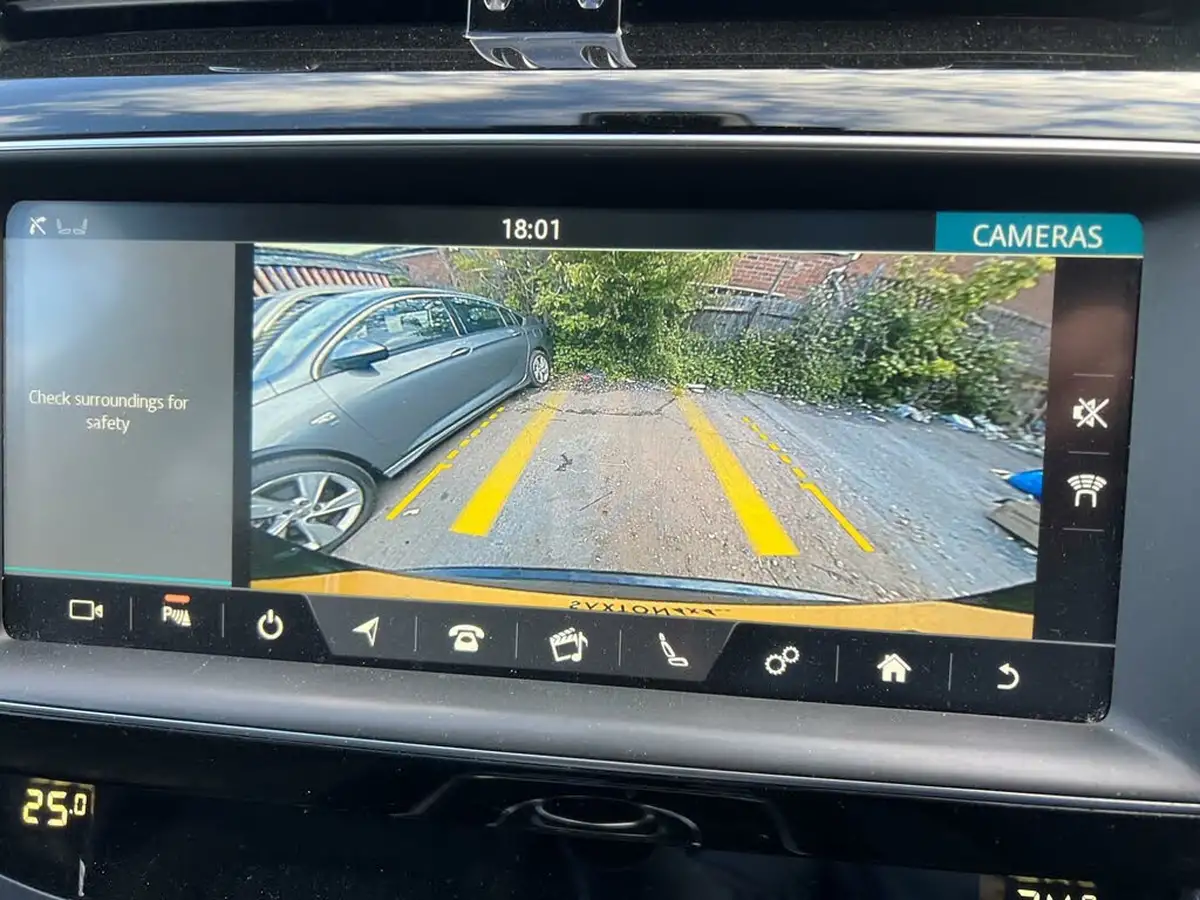 2019-jaguar-f-pace-20-i4d-portfolio-180ps-ss-auto-big-23