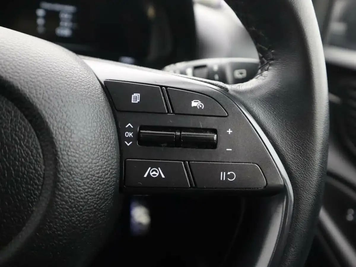 2022-hyundai-bayon-10-t-gdi-se-connect-big-32