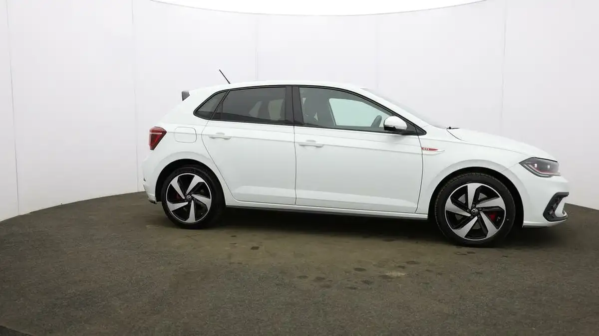 2023-volkswagen-polo-big-49