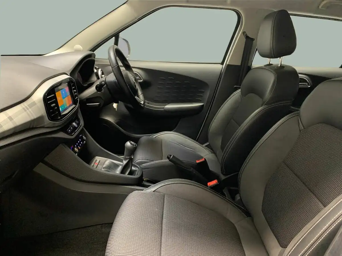 2023-mg-mg3-15-vti-tech-exclusive-nav-big-4