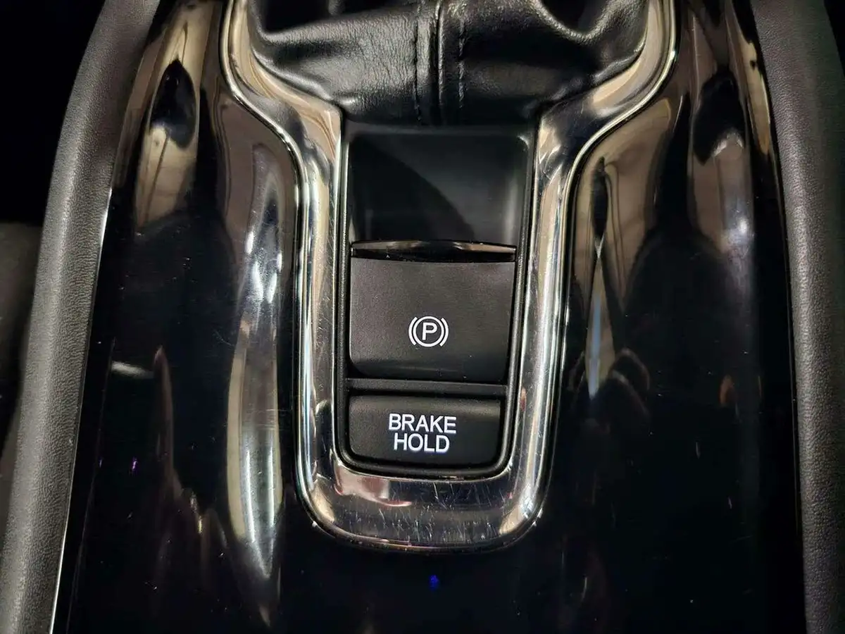 2016-honda-hr-v-16-i-dtec-se-navi-big-25