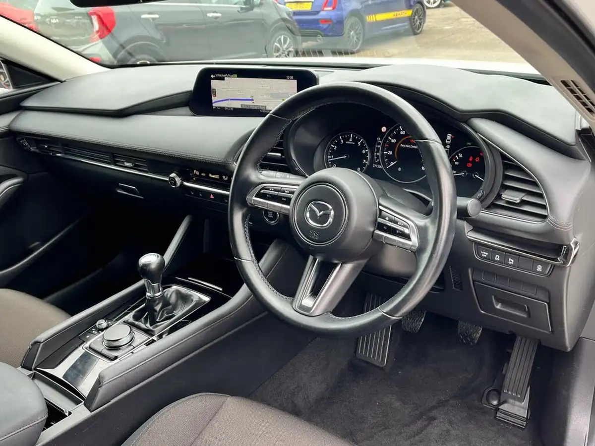 2022-mazda-mazda3-20-sport-lux-186ps-saloon-4d-big-12