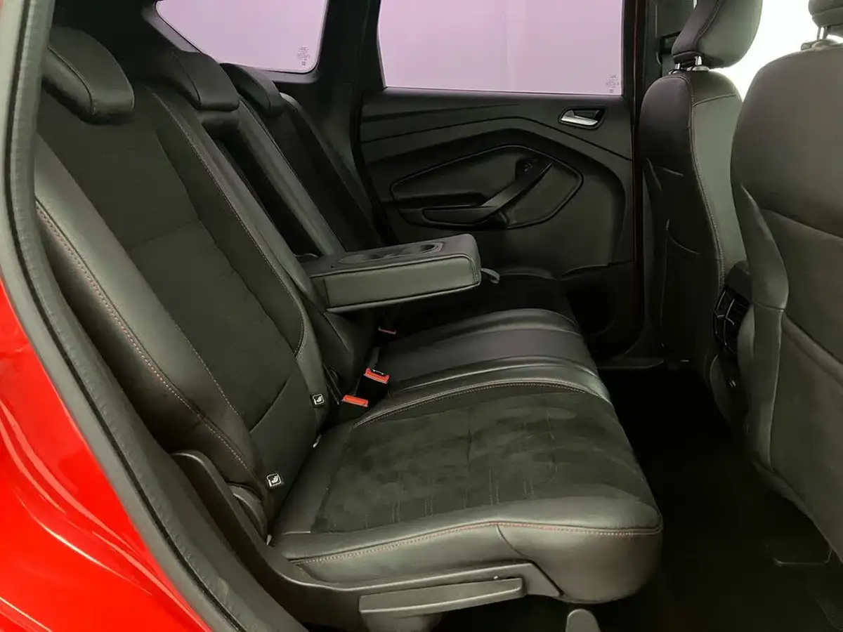 2017-ford-kuga-15tdci-st-line-ss-big-36