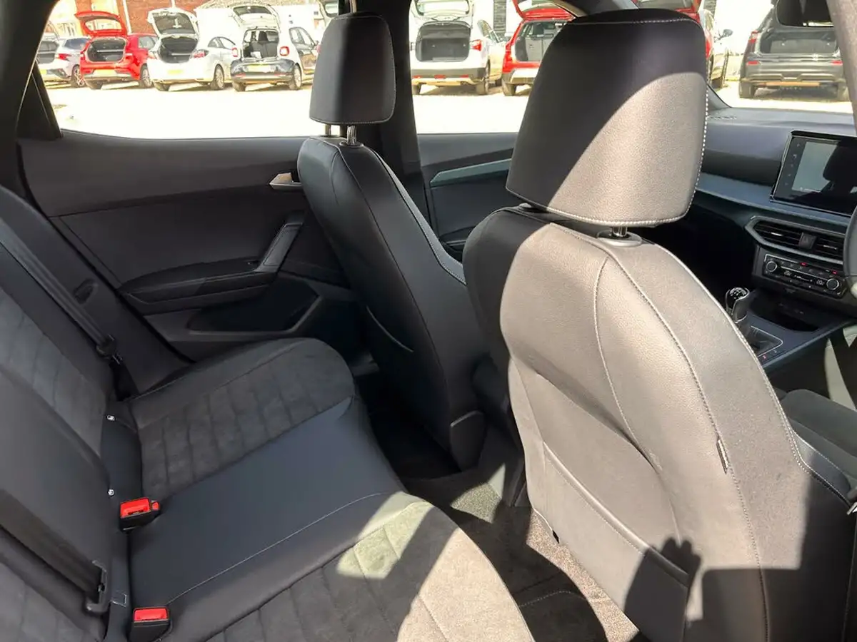 2023-seat-arona-10-tsi-xperience-big-30