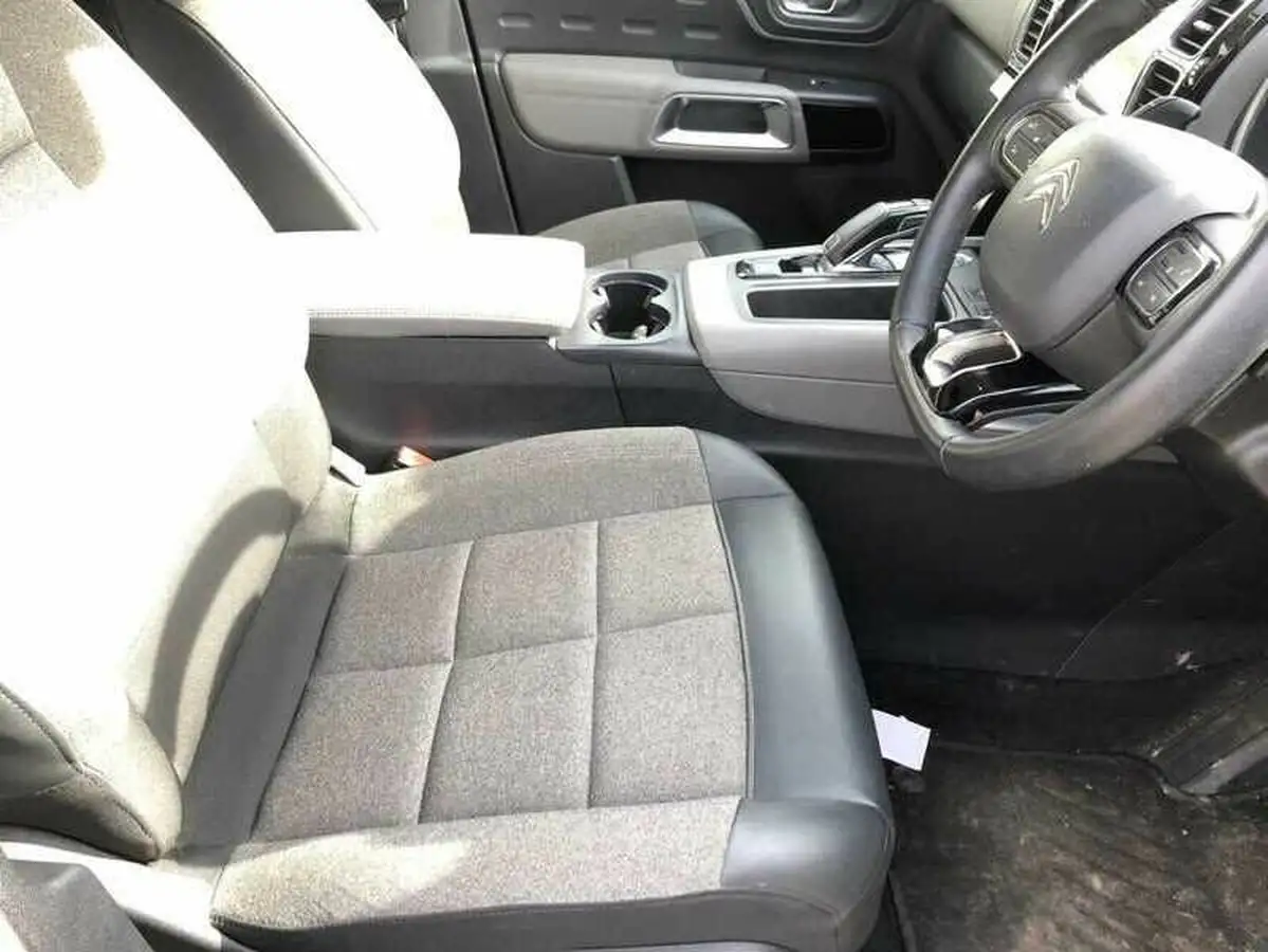 2021-citroen-c5-aircross-15bluehdi-flair-eat8-big-3