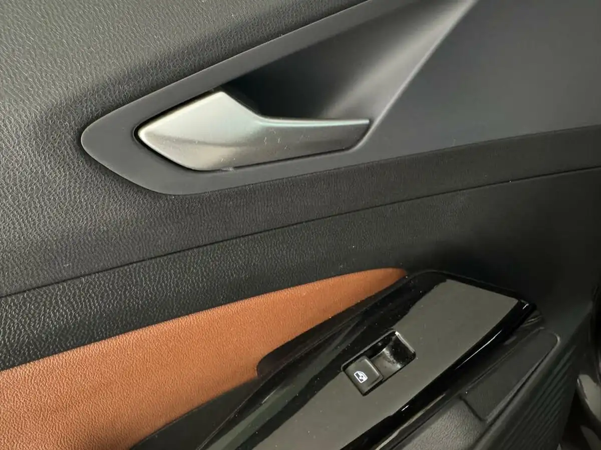2021-volkswagen-id4-e-first-edition-big-9