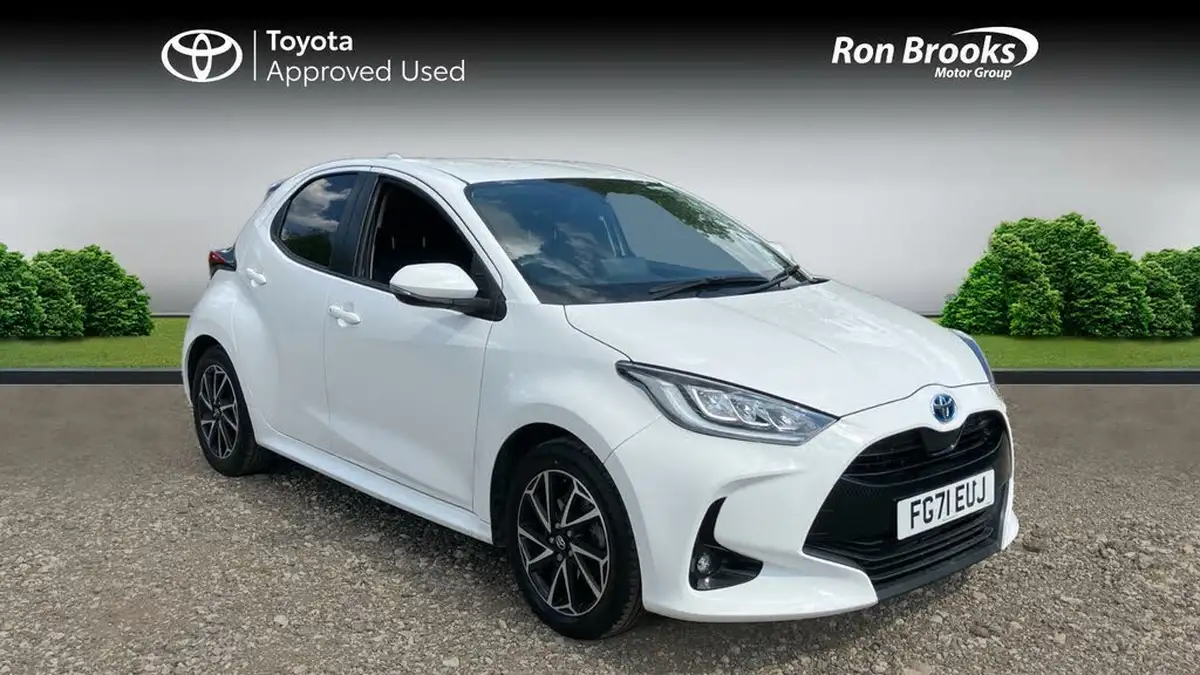 2021-toyota-yaris-15-vvt-i-design-big-0