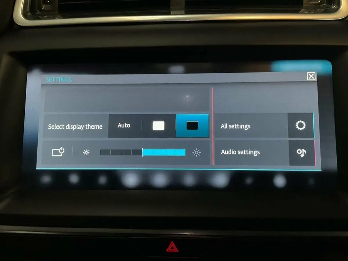 2019-jaguar-e-pace-20-i4d-r-dynamic-150ps-big-50