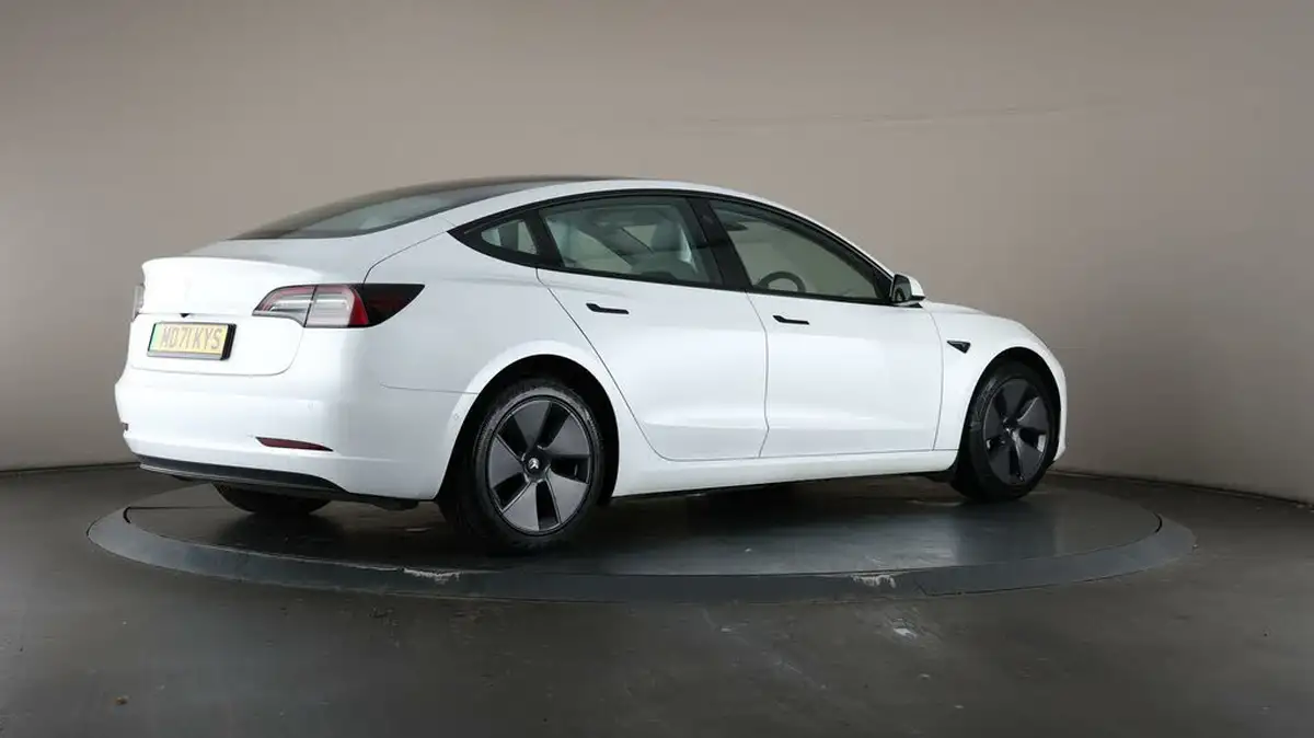 2021-tesla-model-3-e-standard-plus-big-64