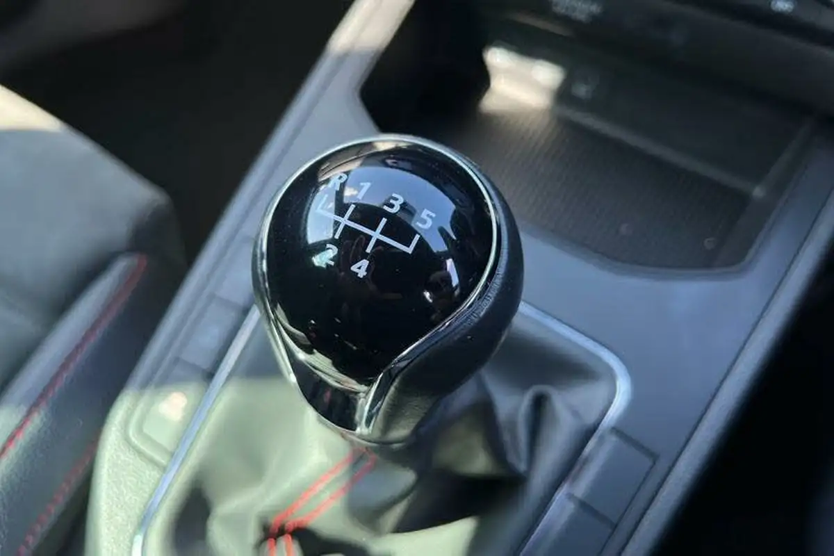 2020-seat-ibiza-10-tsi-fr-sport-95ps-big-32