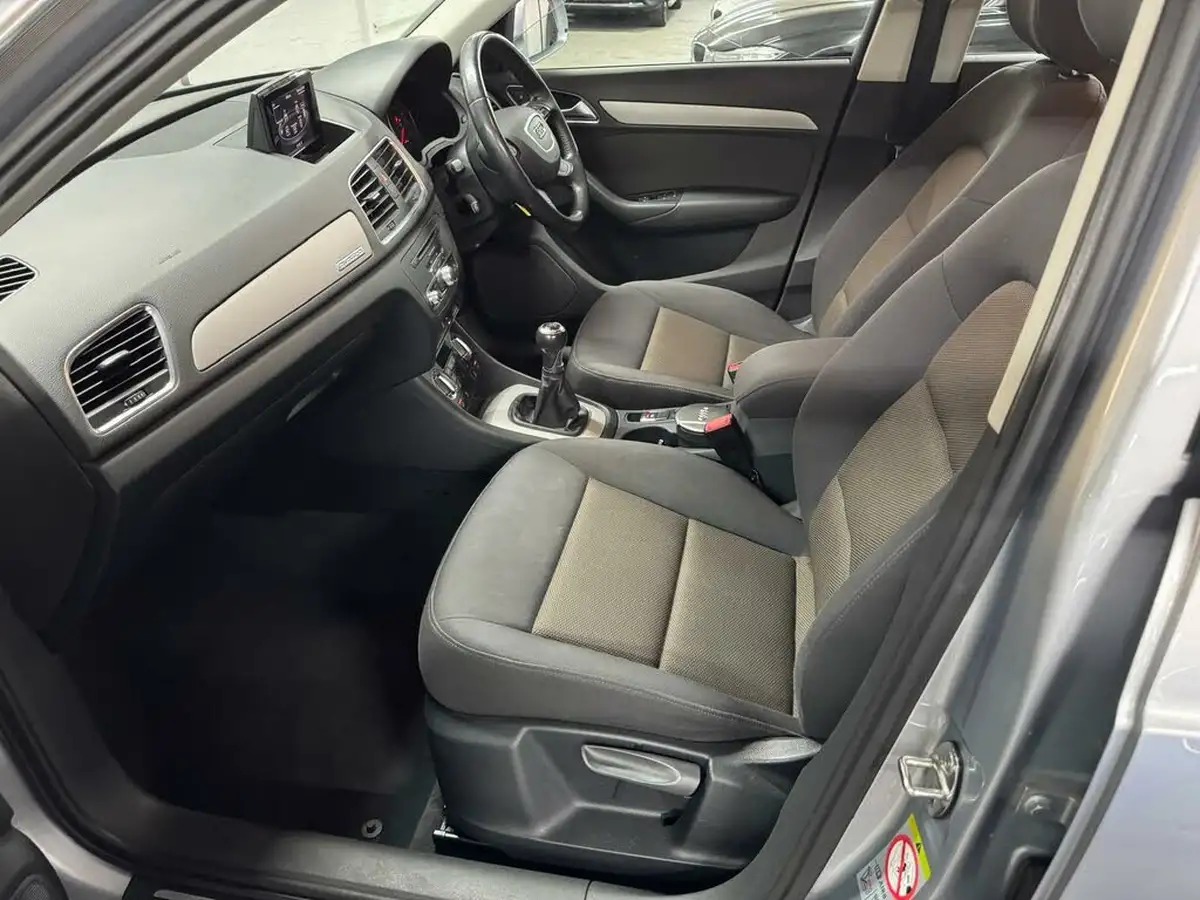 2014-audi-q3-20td-quattro-se-140ps-big-19