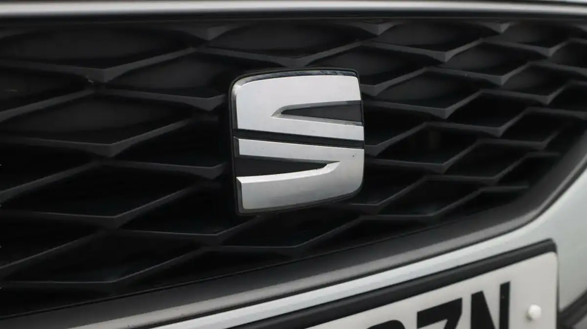 2021-seat-leon-15-tsi-evo-fr-sport-150ps-hatchback-big-20