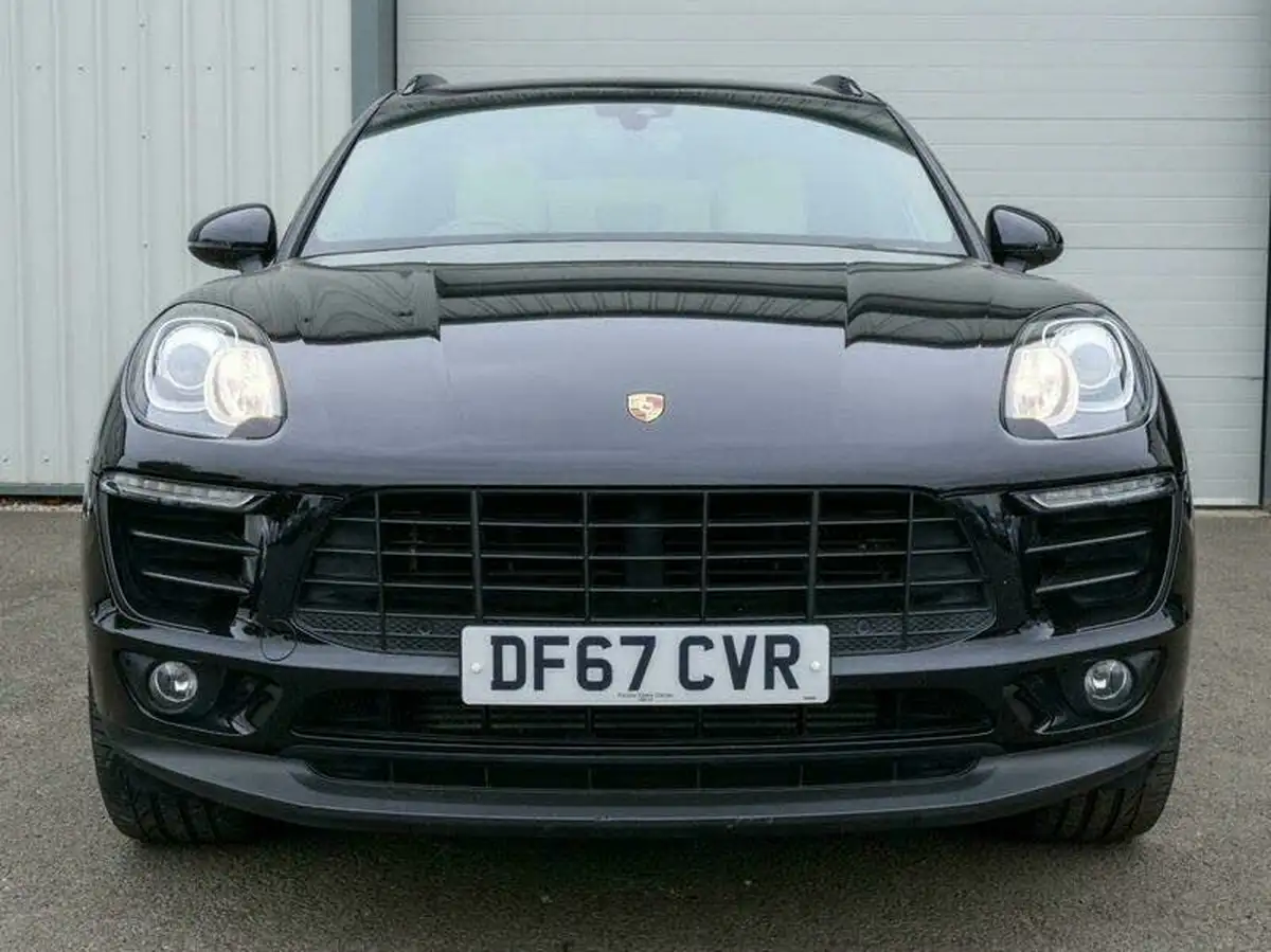 2017-porsche-macan-30td-s-ss-big-3