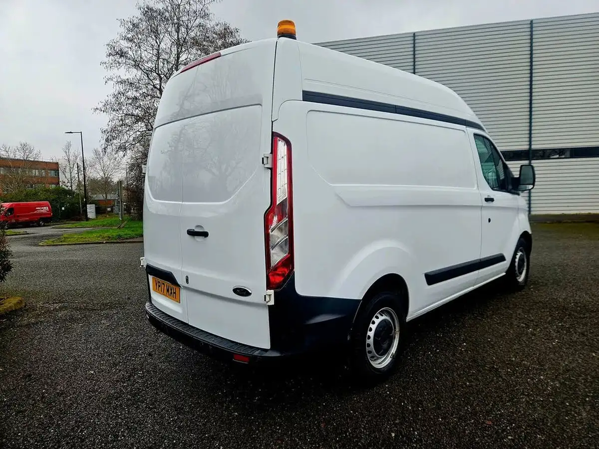 2017-ford-transit-custom-20tdci-290-l2h2-105pseu6-big-7