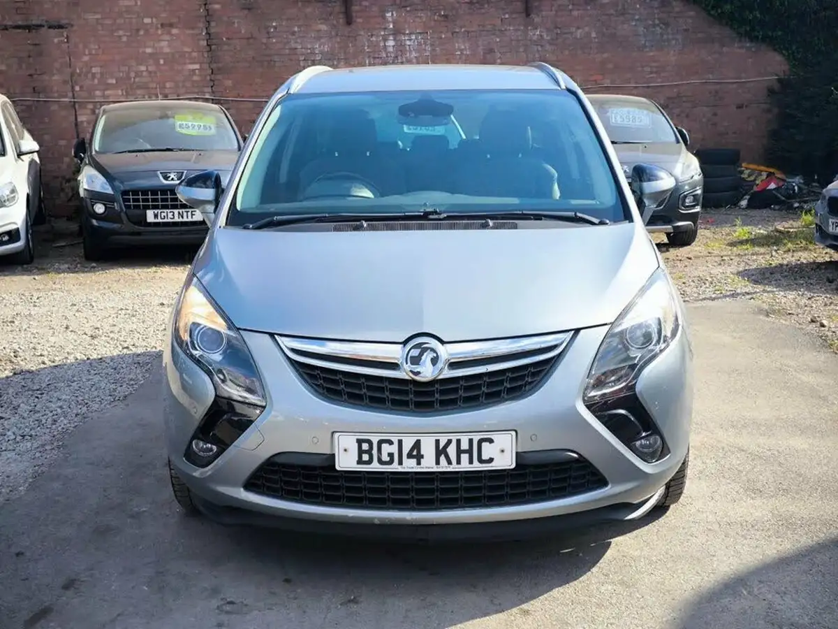 2014-vauxhall-zafira-tourer-20cdti-se-big-31