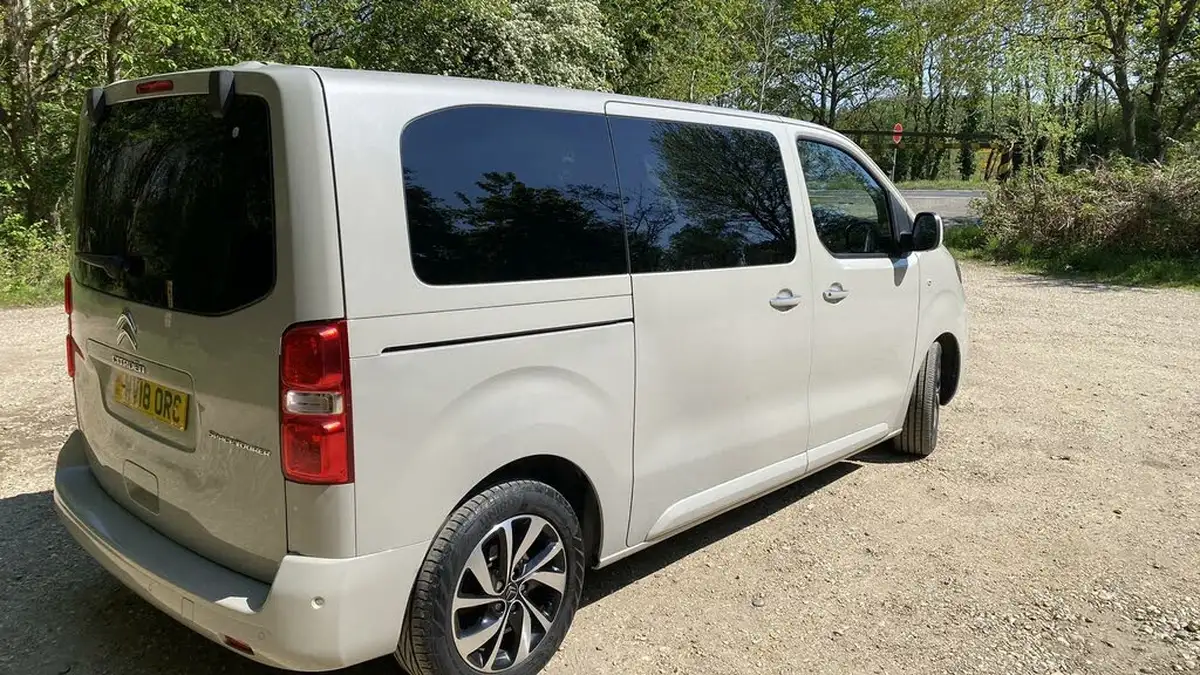 2018-citroen-spacetourer-20bluehdi-flair-m-180ps-etg6-big-14
