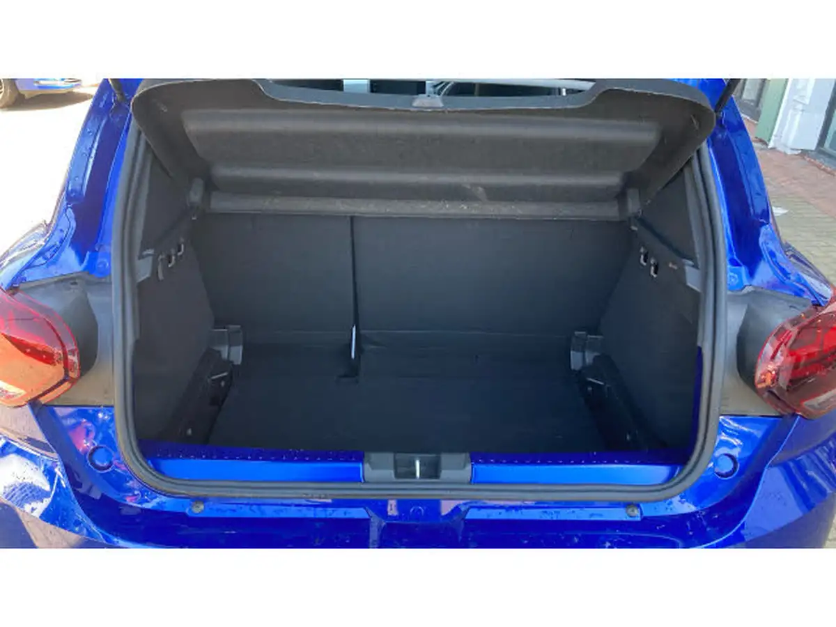 2024-dacia-sandero-stepway-10-tce-extreme-110bhp-big-3