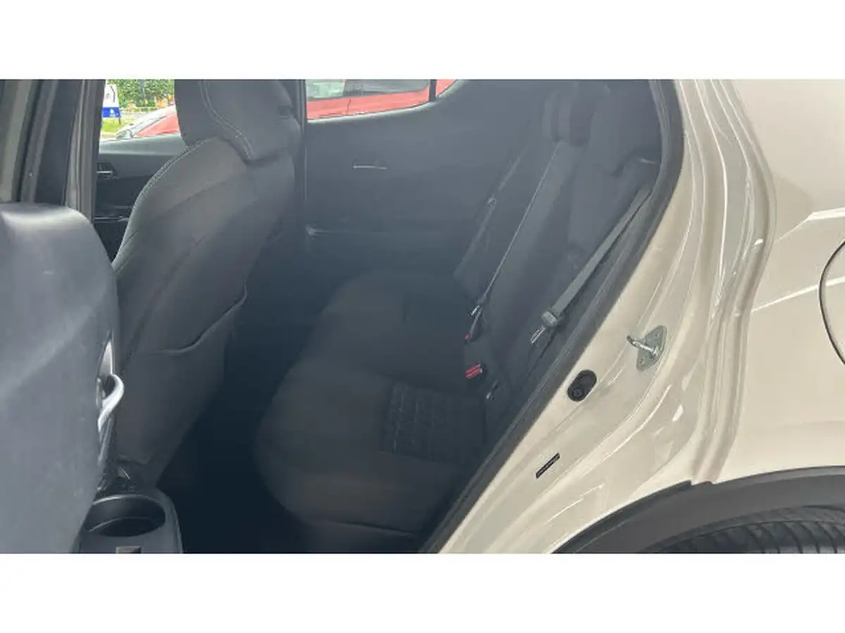 2020-toyota-c-hr-18-vvt-i-design-big-12
