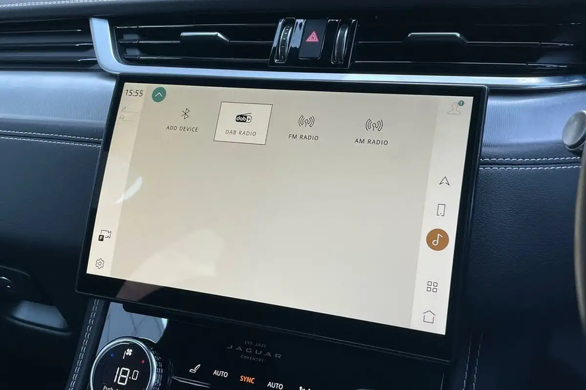 2021-jaguar-f-pace-30-d300-r-dynamic-se-mhev-big-51