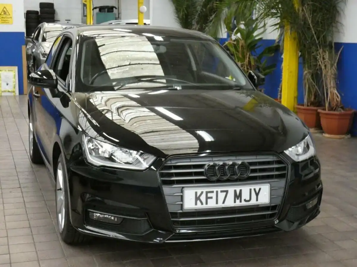 2017-audi-a1-10-tfsi-sport-hatchback-3d-big-19