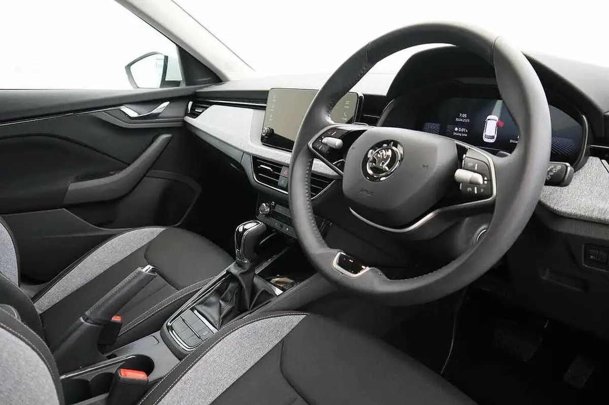 2024-skoda-kamiq-10-tsi-se-116ps-dsg-big-5