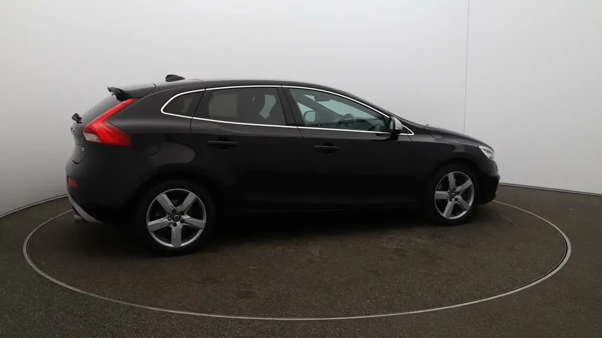 2019-volvo-v40-20td-d3-r-design-nav-plus-geartronic-big-51