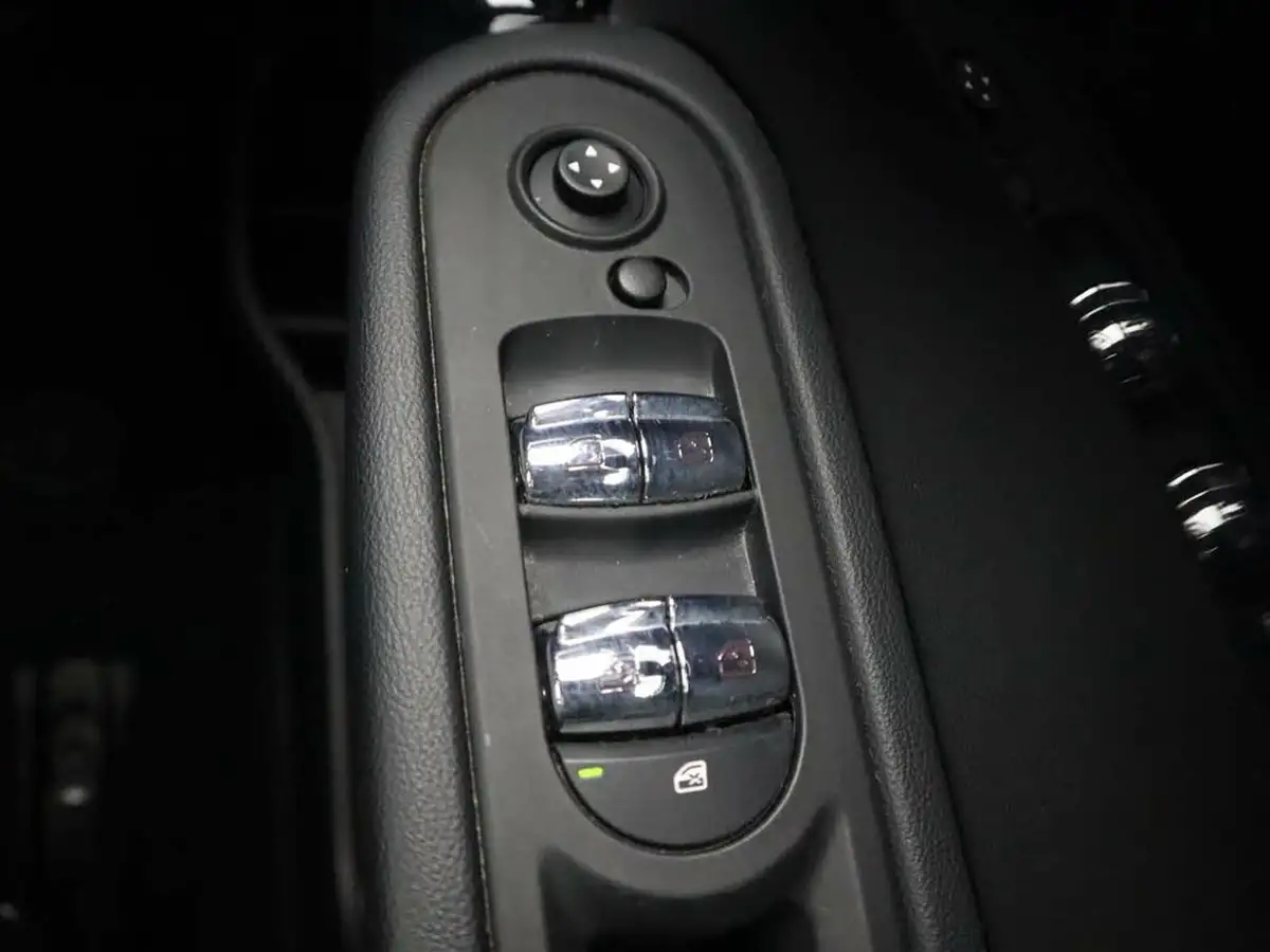 2021-mini-countryman-15-cooper-s-e-phev-sport-big-35