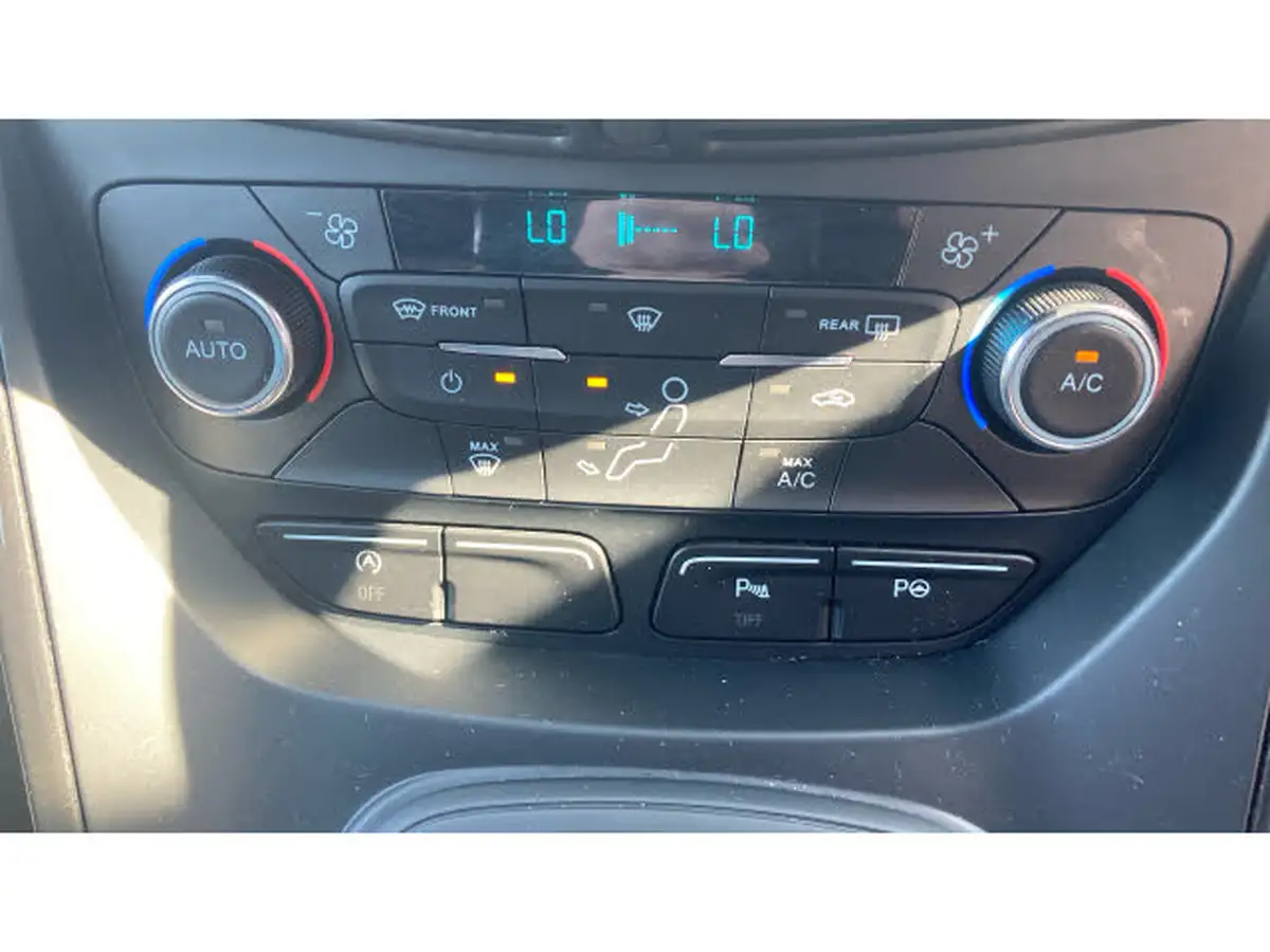 2019-ford-kuga-20tdci-st-line-180ps-awd-powershift-big-30