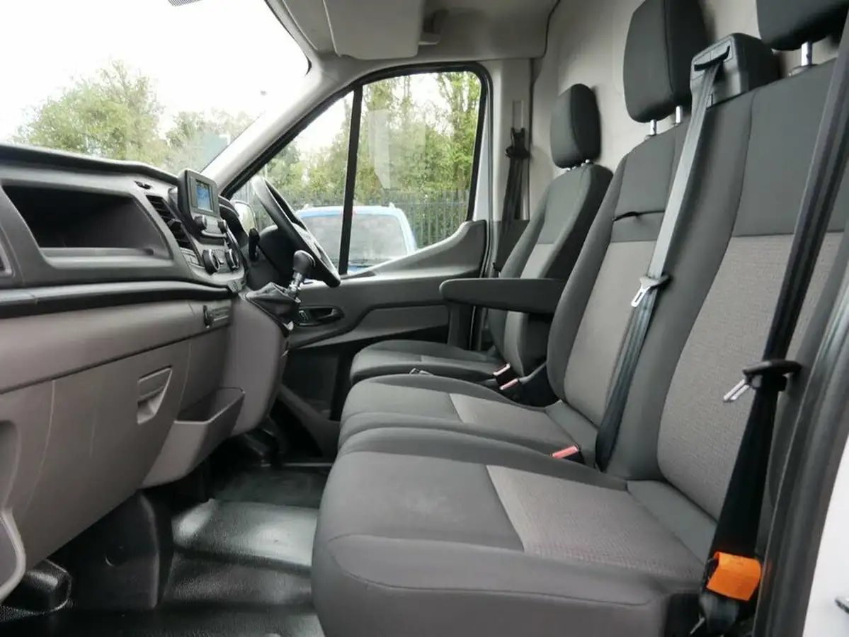2022-ford-transit-20tdci-350-l3h2-leader-with-ac-chiller-big-17