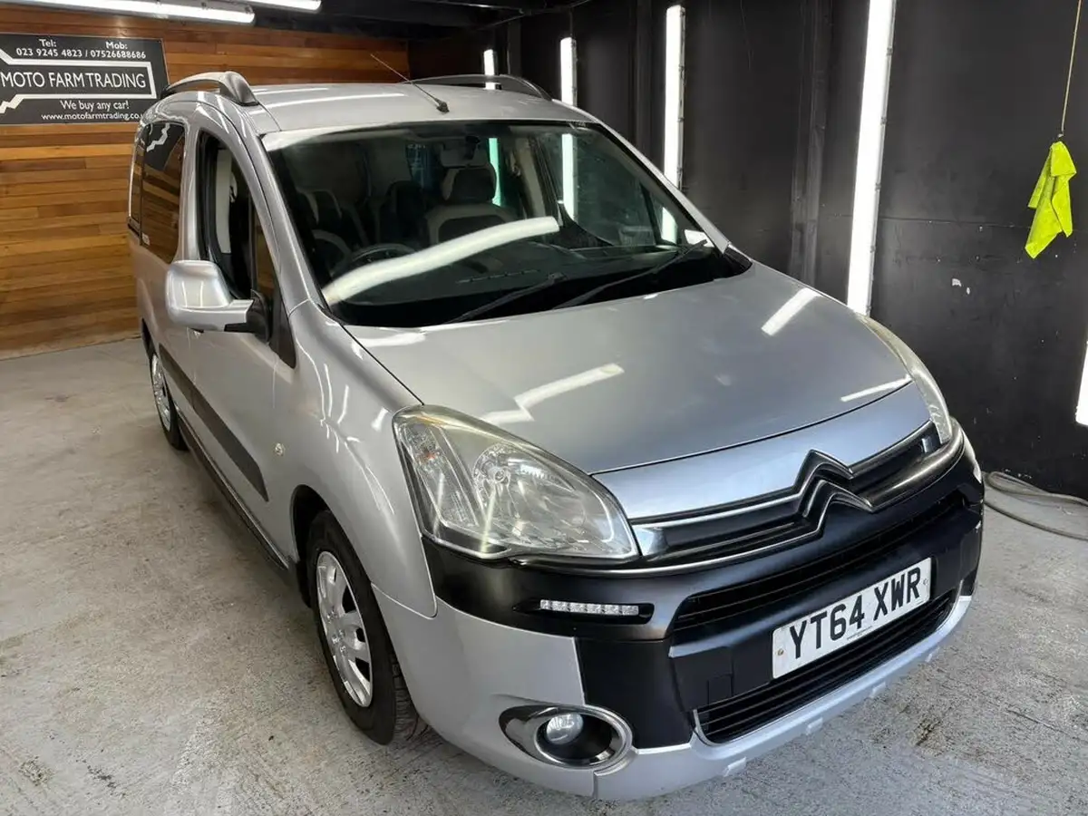 2014-citroen-berlingo-16hdi-xtr-90ps-airdream-egs6-big-0