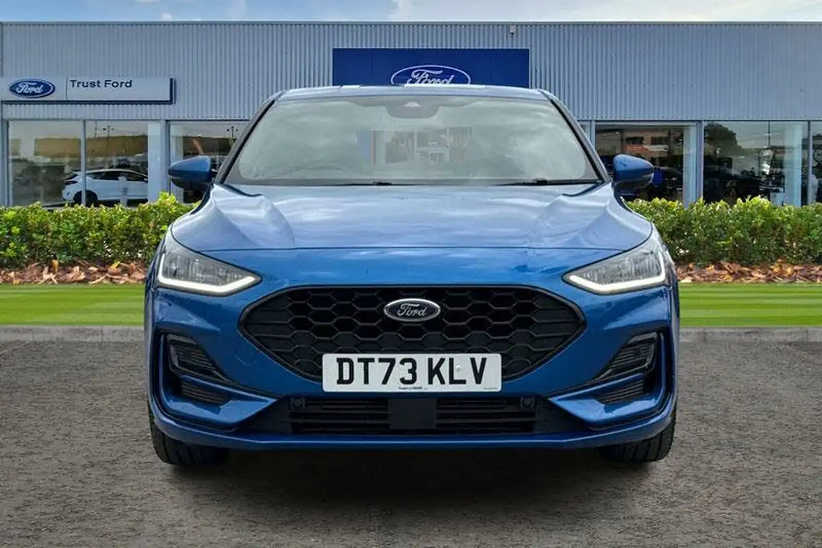 2024-ford-focus-10t-st-line-x-155ps-hatchback-powershift-big-5