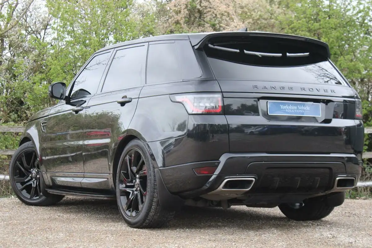 2019-land-rover-range-rover-sport-30-sdv6-hse-dynamic-big-2